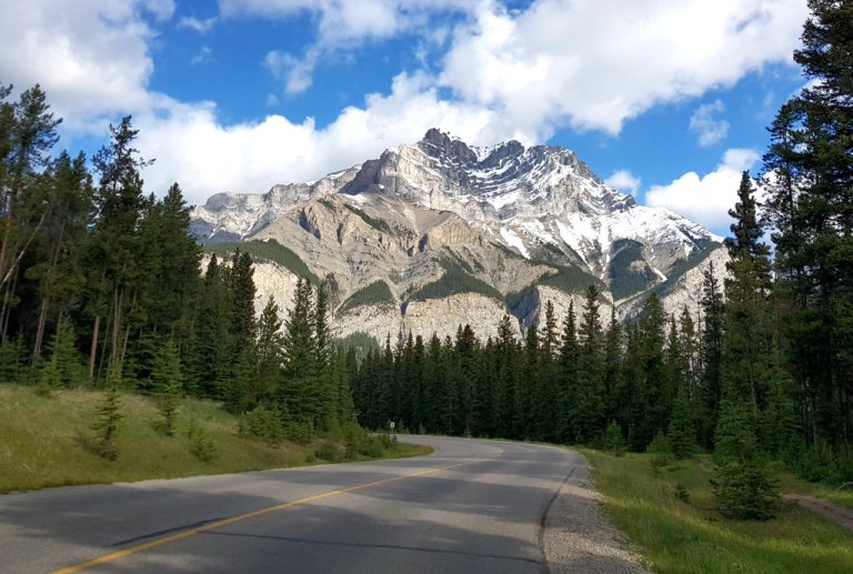 road to lake louise